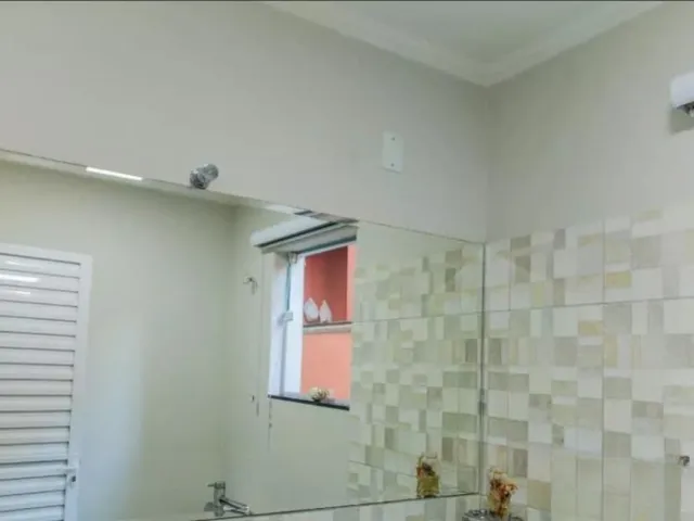 Sobrado 3 quartos e 2 banheiros, à venda ou para alugar, no bairro Vila Humaitá em Santo André