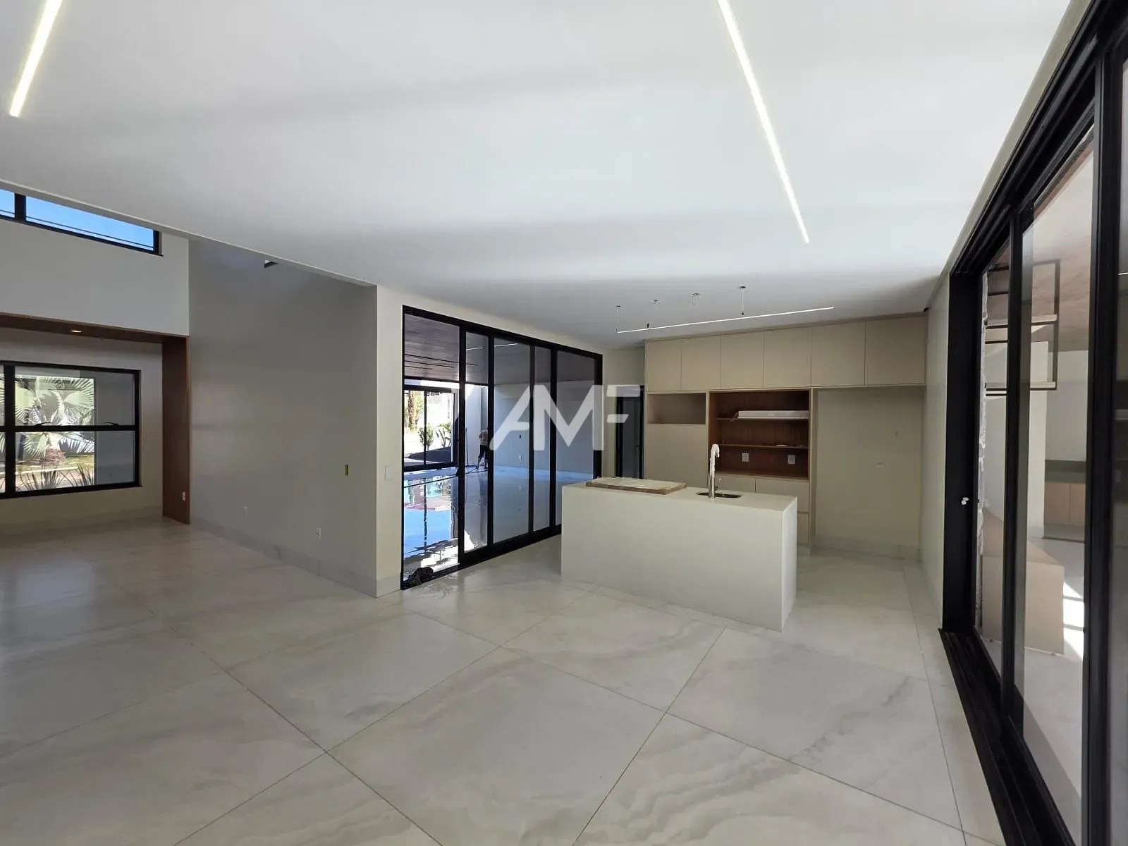 Sobrado, 4 quartos, 580 m² - Foto 3