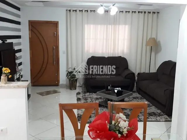 Sobrado com 200m² 5 quartos e 3 banheiros, à venda, no bairro Jardim Sapopemba em São Paulo