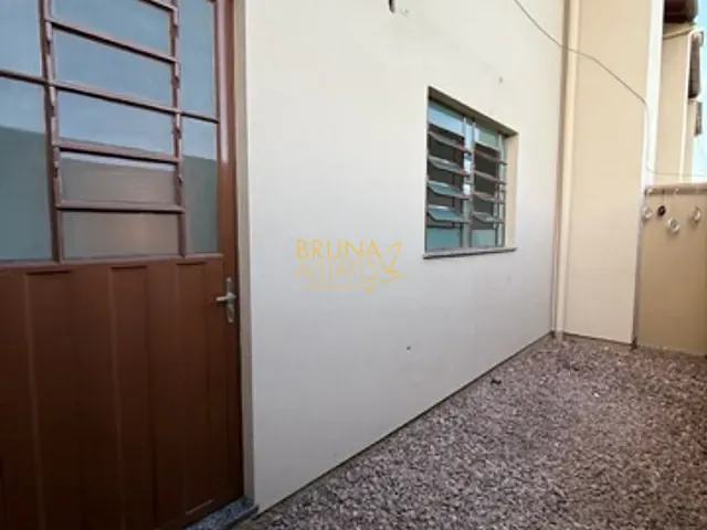 Sobrado 2 quartos e 1 banheiro, para alugar, no bairro Centenário em Sapiranga