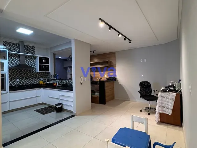 Sobrado 3 quartos e 3 banheiros, à venda, no bairro Setor Faiçalville em Goiânia