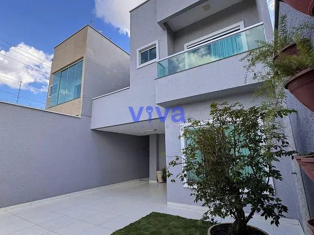 Sobrado 3 quartos e 3 banheiros, à venda, no bairro Setor Faiçalville em Goiânia