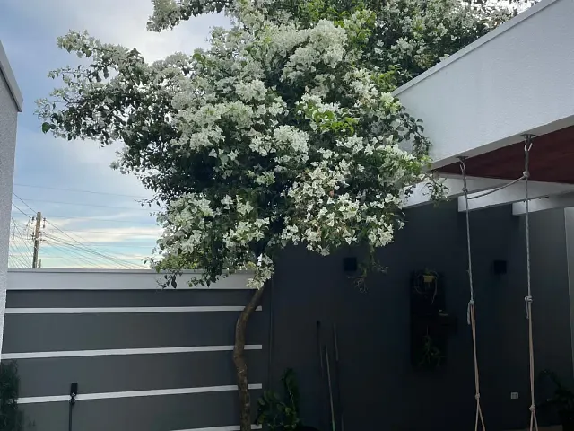 Sobrado com 140m² 3 quartos e 3 banheiros, à venda, no bairro Vila Formosa em Apucarana