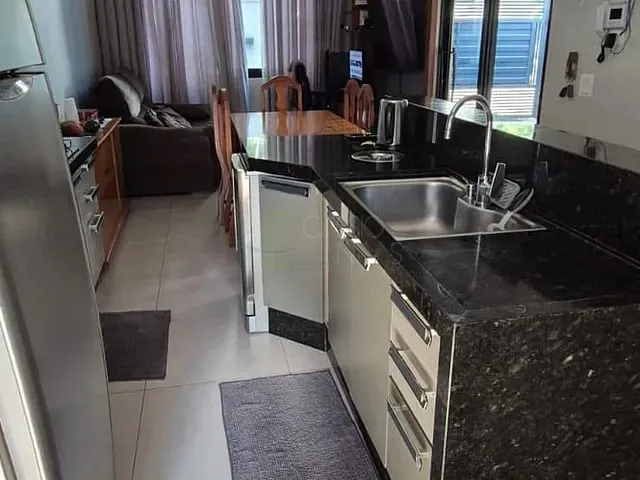 Sobrado com 140m² 3 quartos e 3 banheiros, à venda, no bairro Vila Formosa em Apucarana