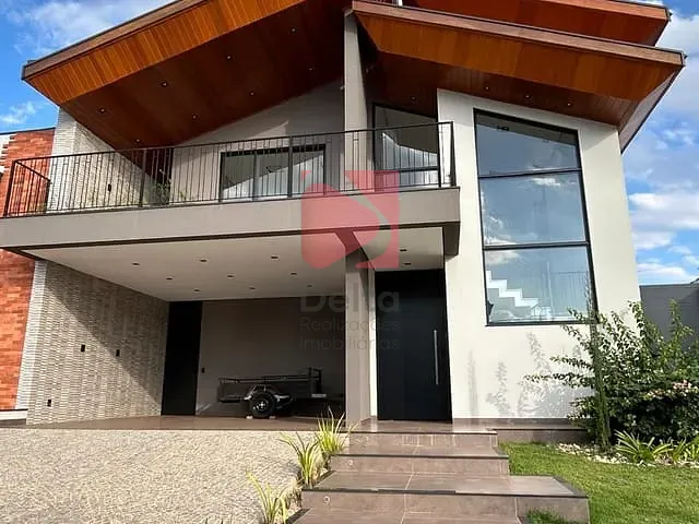 Sobrado 3 quartos e 2 banheiros, à venda, no bairro Residencial do Lago em Pirassununga