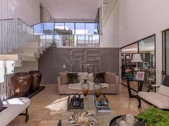 Casa com 378m² 4 quartos e 6 banheiros, à venda, no bairro Alphaville em Londrina