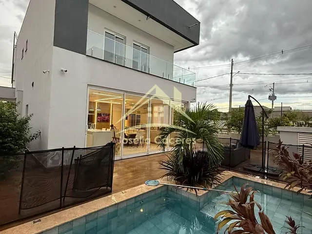 Sobrado com 375m² 3 quartos e 4 banheiros, à venda, no bairro Condomínio Belvedere II em Cuiabá