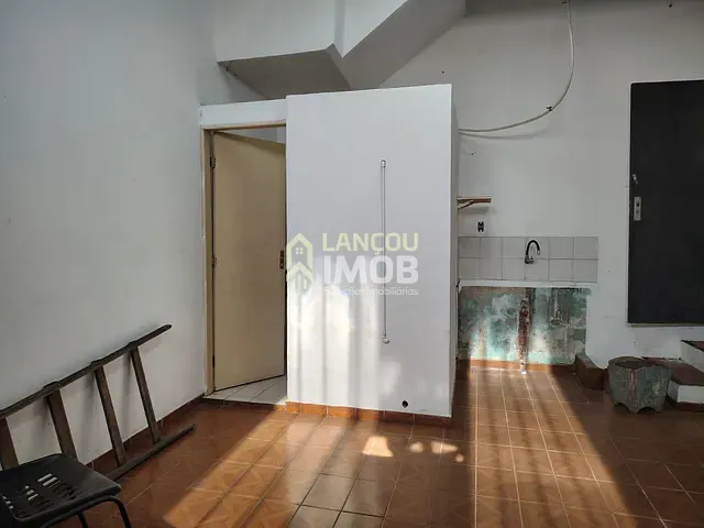 Sobrado 3 quartos e 1 banheiro, à venda, no bairro Jardim Pacaembu em Jundiaí