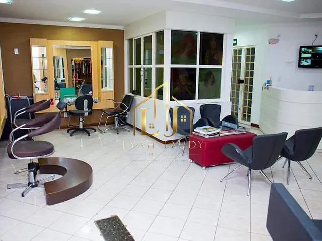 Casa com 360m² 5 quartos e 3 banheiros, à venda, no bairro Jardim Guanabara em Cuiabá