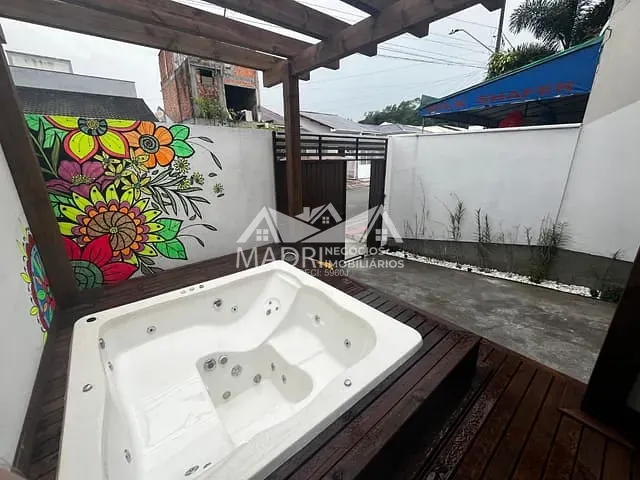 Sobrado 2 quartos e 2 banheiros, para alugar, no bairro Bela Vista em Palhoça