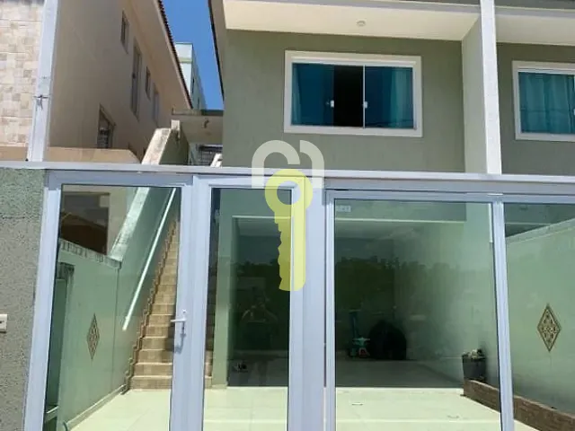 Sobrado com 140m² 3 quartos e 3 banheiros, à venda, no bairro Jardim Rio das Pedras em Cotia