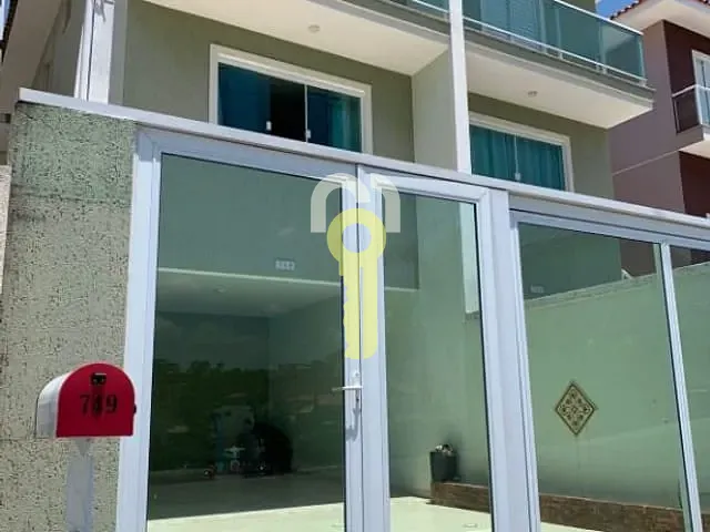 Sobrado com 140m² 3 quartos e 3 banheiros, à venda, no bairro Jardim Rio das Pedras em Cotia