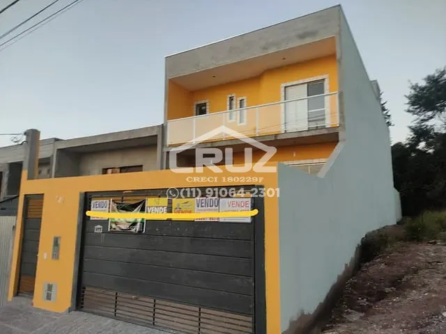 Sobrado com 220m² 3 quartos e 4 banheiros, à venda, no bairro Laranjeiras em Caieiras