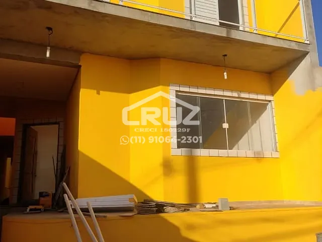 Sobrado com 220m² 3 quartos e 4 banheiros, à venda, no bairro Laranjeiras em Caieiras