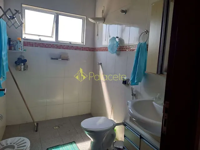 Sobrado com 175m² 3 quartos e 3 banheiros, à venda, no bairro Jardim Rosely em Pindamonhangaba