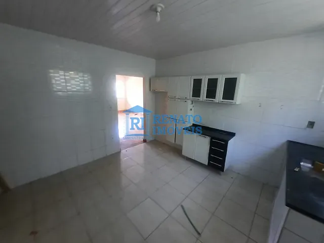 Sobrado 2 quartos e 2 banheiros, para alugar, no bairro Araçatiba em Maricá