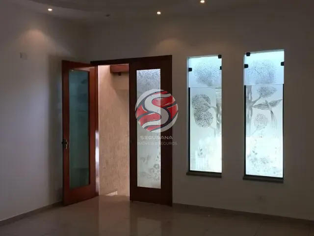 Sobrado com 225m² 4 quartos e 4 banheiros, à venda, no bairro Parque São Lucas em São Paulo