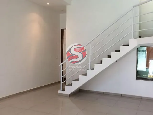 Sobrado com 225m² 4 quartos e 4 banheiros, à venda, no bairro Parque São Lucas em São Paulo