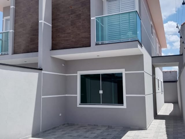 Sobrado 3 quartos e 3 banheiros, à venda, no bairro Jardim Santa Cecília em Guarulhos