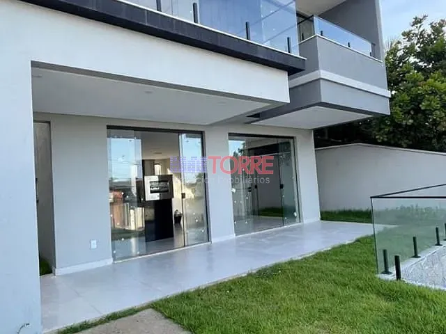Sobrado 3 quartos e 4 banheiros, à venda, no bairro Condomínio Mar a Vista Praia dos Milionários em Ilhéus
