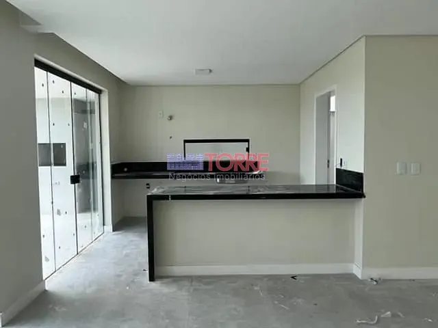 Sobrado 3 quartos e 4 banheiros, à venda, no bairro Condomínio Mar a Vista Praia dos Milionários em Ilhéus