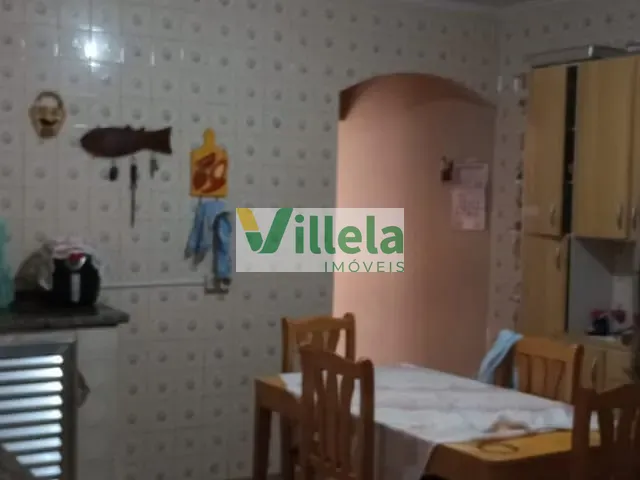 Sobrado 3 quartos e 1 banheiro, à venda, no bairro Centro em Poá