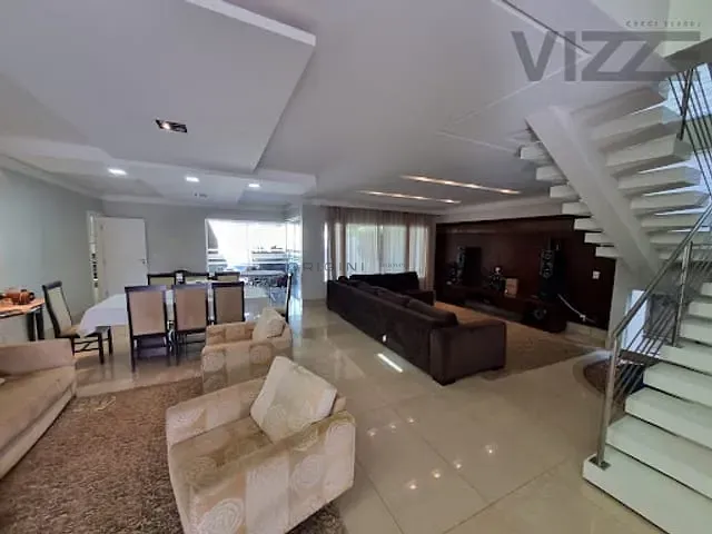 Sobrado com 334m² 4 quartos e 5 banheiros, à venda, no bairro Residencial Villas Park em Campo Grande