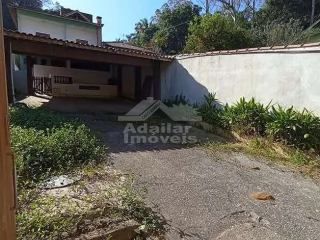 Sobrado com 500m² 3 quartos e 4 banheiros, à venda, no bairro Recreio da Borda do Campo em Santo André