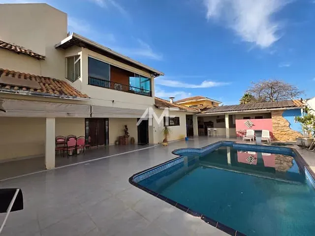 Sobrado com 803m² 3 quartos e 6 banheiros, à venda, no bairro Setor Habitacional Vicente Pires - Trecho 3 em Brasília