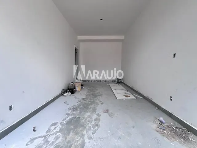 Sobrado com 177m² 3 quartos e 2 banheiros, à venda, no bairro Centro em Itajaí