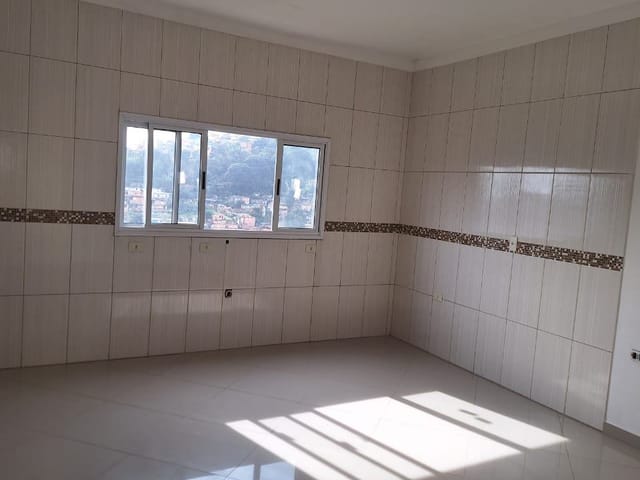 Sobrado 3 quartos e 3 banheiros, à venda, no bairro Condomínio Maracanã em Santo André