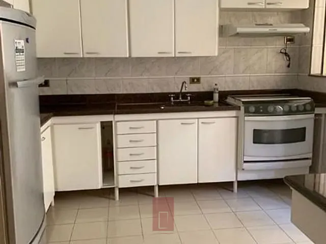 Sobrado com 350m² 4 quartos e 5 banheiros, à venda, no bairro Jardim São Bento em São Paulo