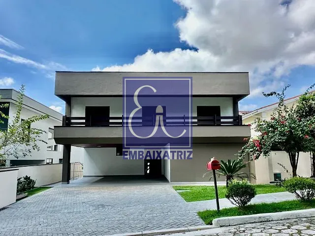 Sobrado com 556m² 4 quartos e 7 banheiros, à venda ou para alugar, no bairro Condomínio Bosque Imperial em São José dos Campos