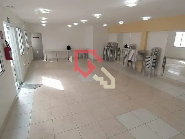 Sobrado 2 quartos e 1 banheiro, à venda, no bairro Jundiapeba em Mogi das Cruzes