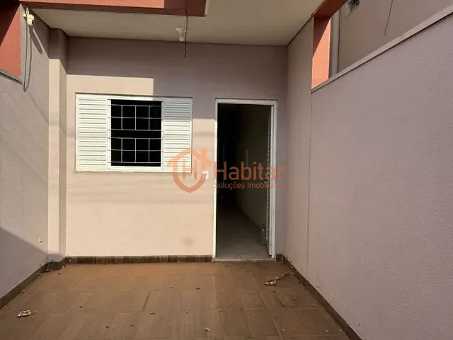 Sobrado com 80m² 2 quartos e 2 banheiros, para alugar, no bairro Jardim Tropical em Sorriso