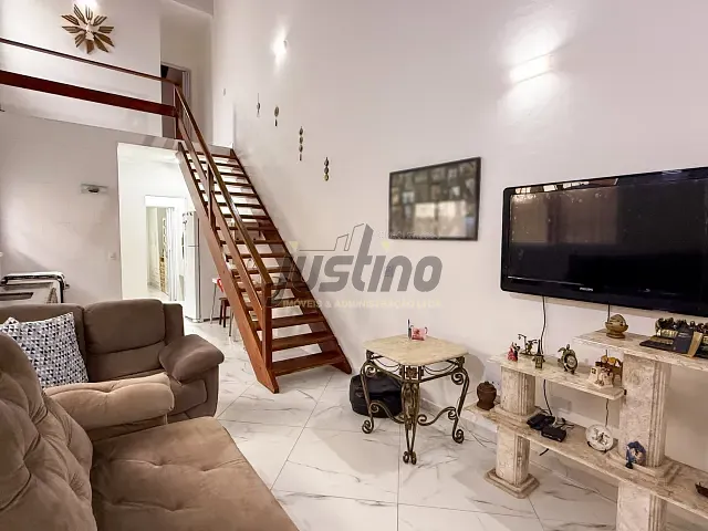 Sobrado com 125m² 2 quartos e 1 banheiro, à venda, no bairro Belas Artes em Itanhaém