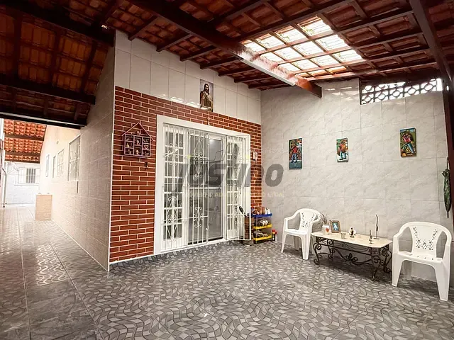 Sobrado com 125m² 2 quartos e 1 banheiro, à venda, no bairro Belas Artes em Itanhaém
