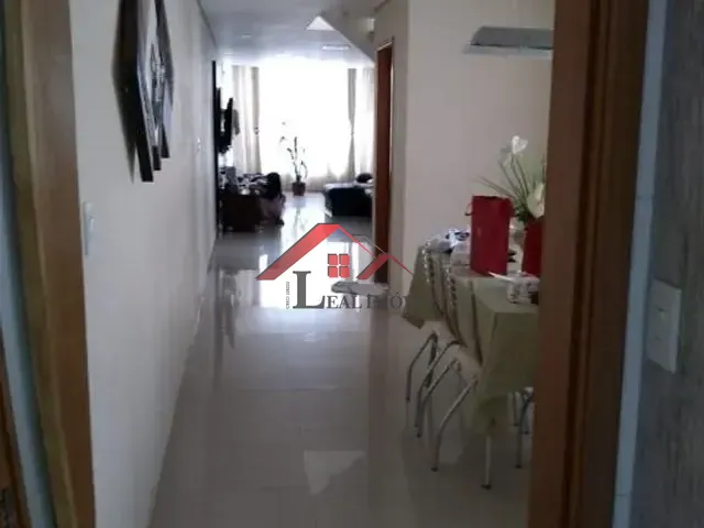 Sobrado com 298m² 3 quartos e 1 banheiro, à venda, no bairro Sítio da Figueira em São Paulo