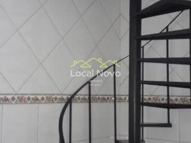 Sobrado com 200m² 3 quartos e 3 banheiros, à venda, no bairro Jardim Santa Mena em Guarulhos