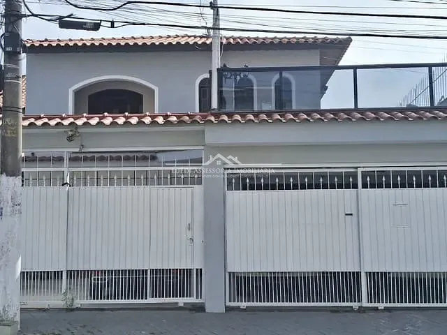 Sobrado com 295m² 6 quartos e 3 banheiros, à venda, no bairro Jardim Brasília (Zona Leste) em São Paulo