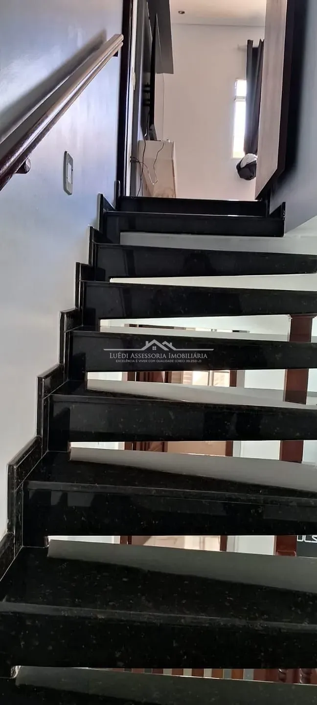 Sobrado, 6 quartos, 210 m² - Foto 13