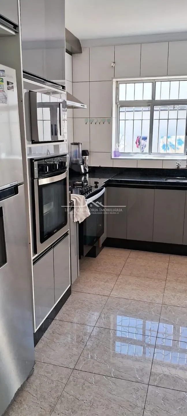 Sobrado, 6 quartos, 210 m² - Foto 25