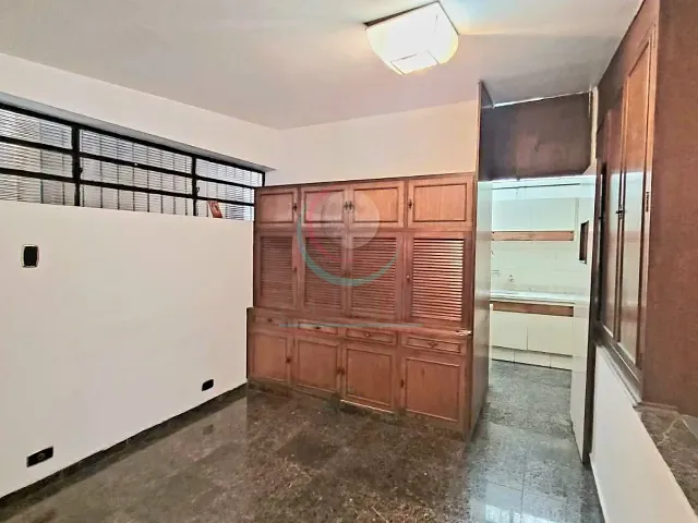 Sobrado com 500m² 7 quartos e 6 banheiros, à venda ou para alugar, no bairro Sumaré em São Paulo