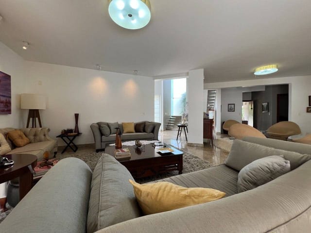 Sobrado com 868m² 4 quartos e 5 banheiros, à venda, no bairro Cidade Vera Cruz - Jardins Viena em Aparecida de Goiânia