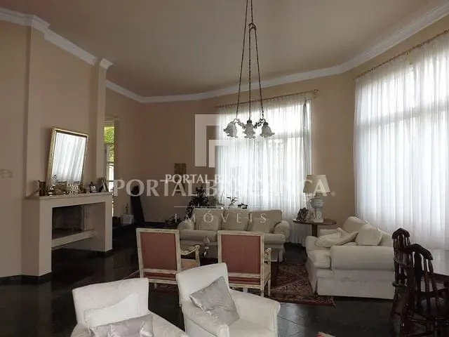 Sobrado com 420m² 3 quartos e 4 banheiros, à venda, no bairro Altos de Bragança em Bragança Paulista