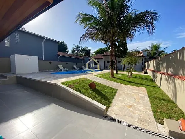 Sobrado com 504m² 5 quartos e 6 banheiros, à venda, no bairro Boraceia em Bertioga