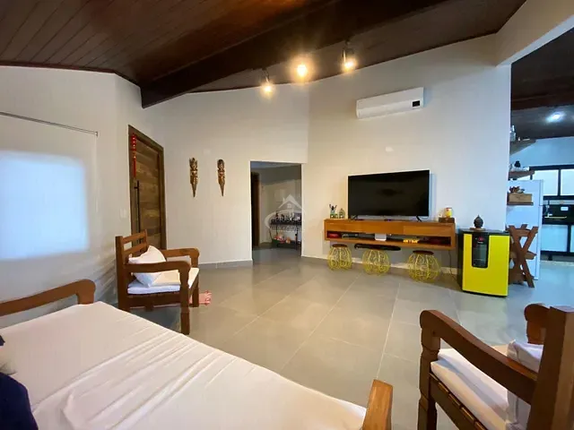 Sobrado com 504m² 5 quartos e 6 banheiros, à venda, no bairro Boraceia em Bertioga