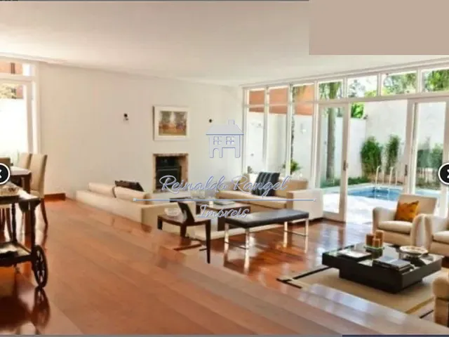 Sobrado com 423m² 4 quartos e 5 banheiros, à venda, no bairro Jardim Marajoara em São Paulo