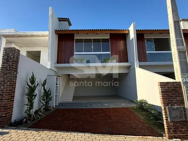Sobrado 2 quartos e 2 banheiros, à venda, no bairro Desbravador em Chapecó