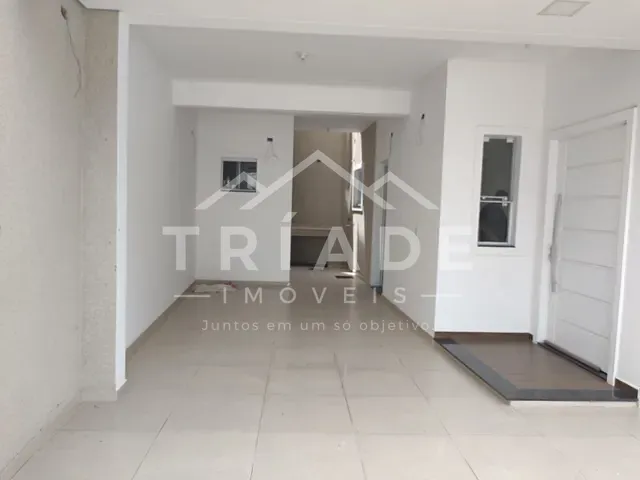 Sobrado com 259m² 3 quartos e 2 banheiros, à venda, no bairro Centro em Araucária